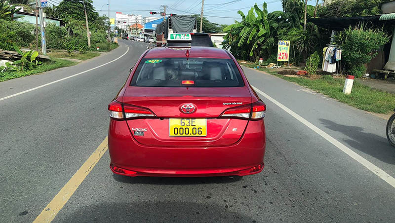 Biển số xe màu vàng