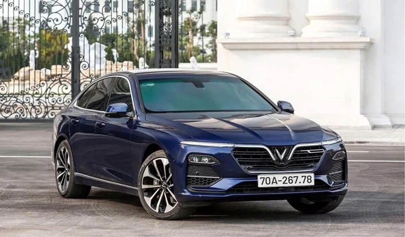 Xe Biển Số Trắng Có Được Chạy Dịch Vụ Không? có bị phạt?